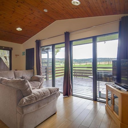 Glenview Chalet Park Инвернесс Экстерьер фото