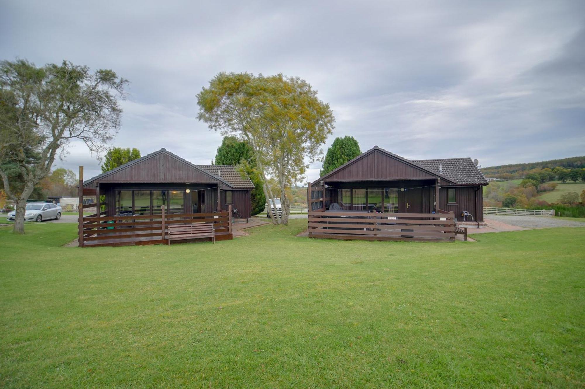 Glenview Chalet Park Инвернесс Экстерьер фото